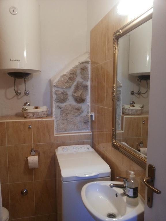 Hostal Kingslanding Old Town